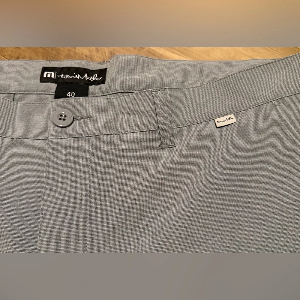 Travis Mathew Golf Shorts - Picture 3 of 6